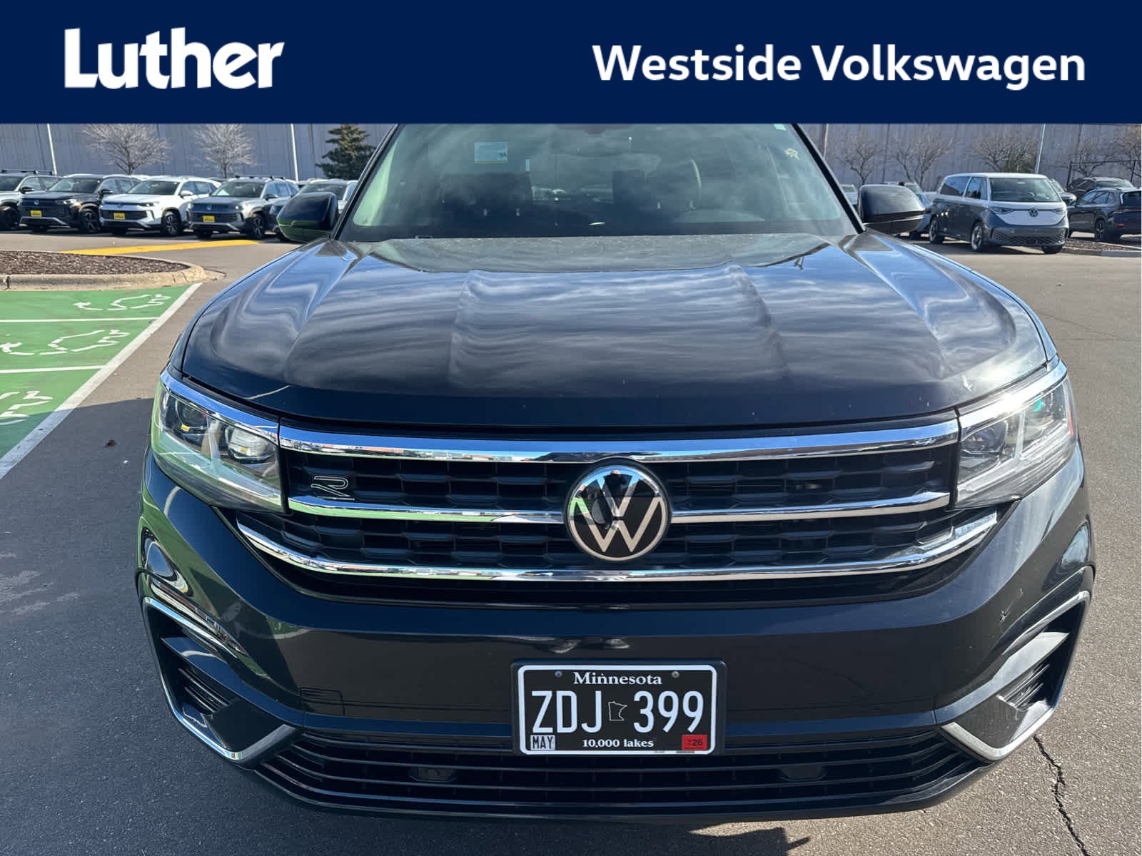 2021 Volkswagen Atlas SE w/Tech R-Line's photo