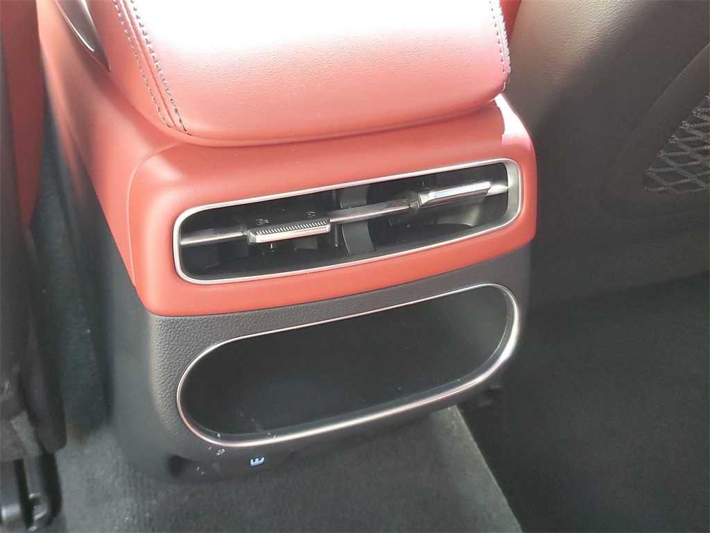 2025 Genesis GV70 3.5T Sport Advanced photo 10