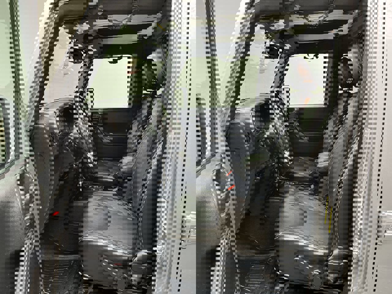 2018 Jeep Wrangler Unlimited Freedom photo 3