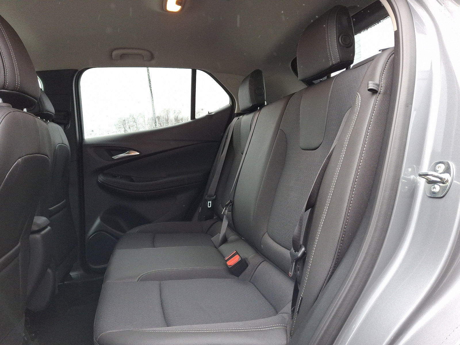 2025 Buick Encore GX Preferred photo 6