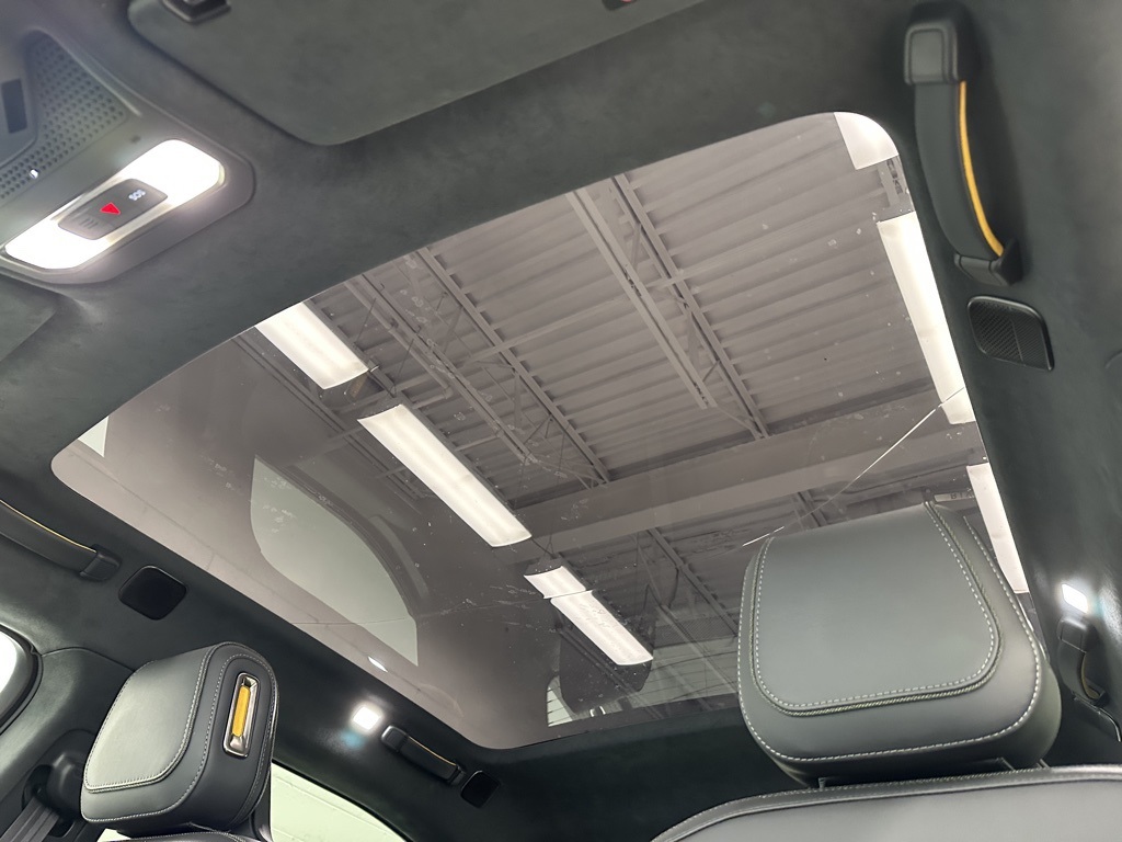 2022 Rivian R1T Launch Edition photo 32
