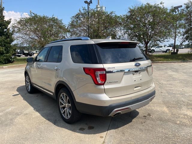 2017 Ford Explorer Limited photo 4