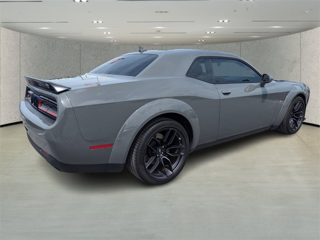 2023 Dodge Challenger R/T Scat Pack Widebody photo 3