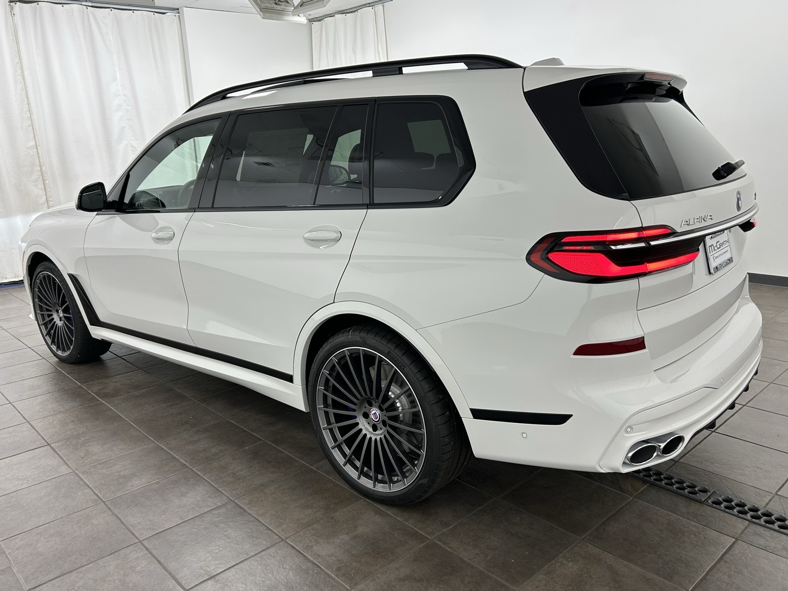 2026 Bmw X7 ALPINA XB7 photo 3