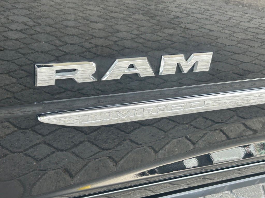 2023 Ram 2500 Limited photo 15