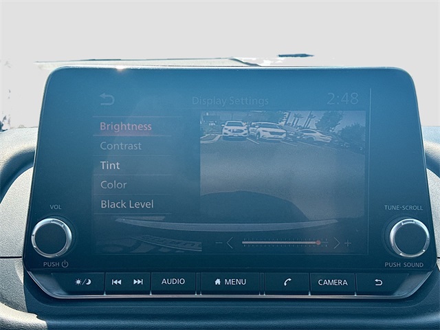 2022 Nissan Rogue SV photo 13