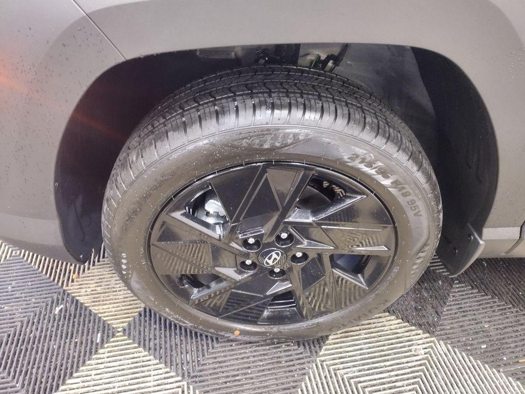 2026 Hyundai Kona SEL photo 3