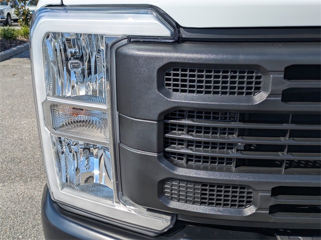 2026 Ford F-350 photo 10