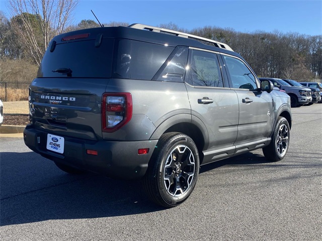 2025 Ford Bronco Sport Outer Banks photo 3