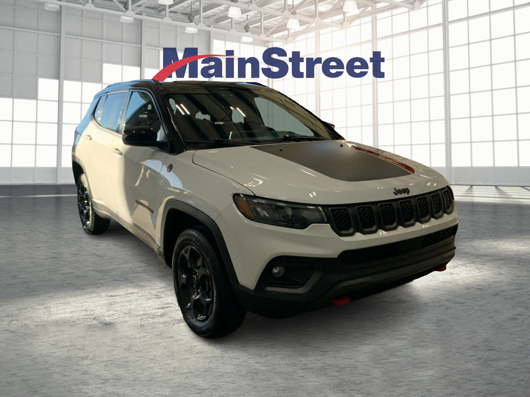 2023 Jeep Compass Trailhawk photo 3
