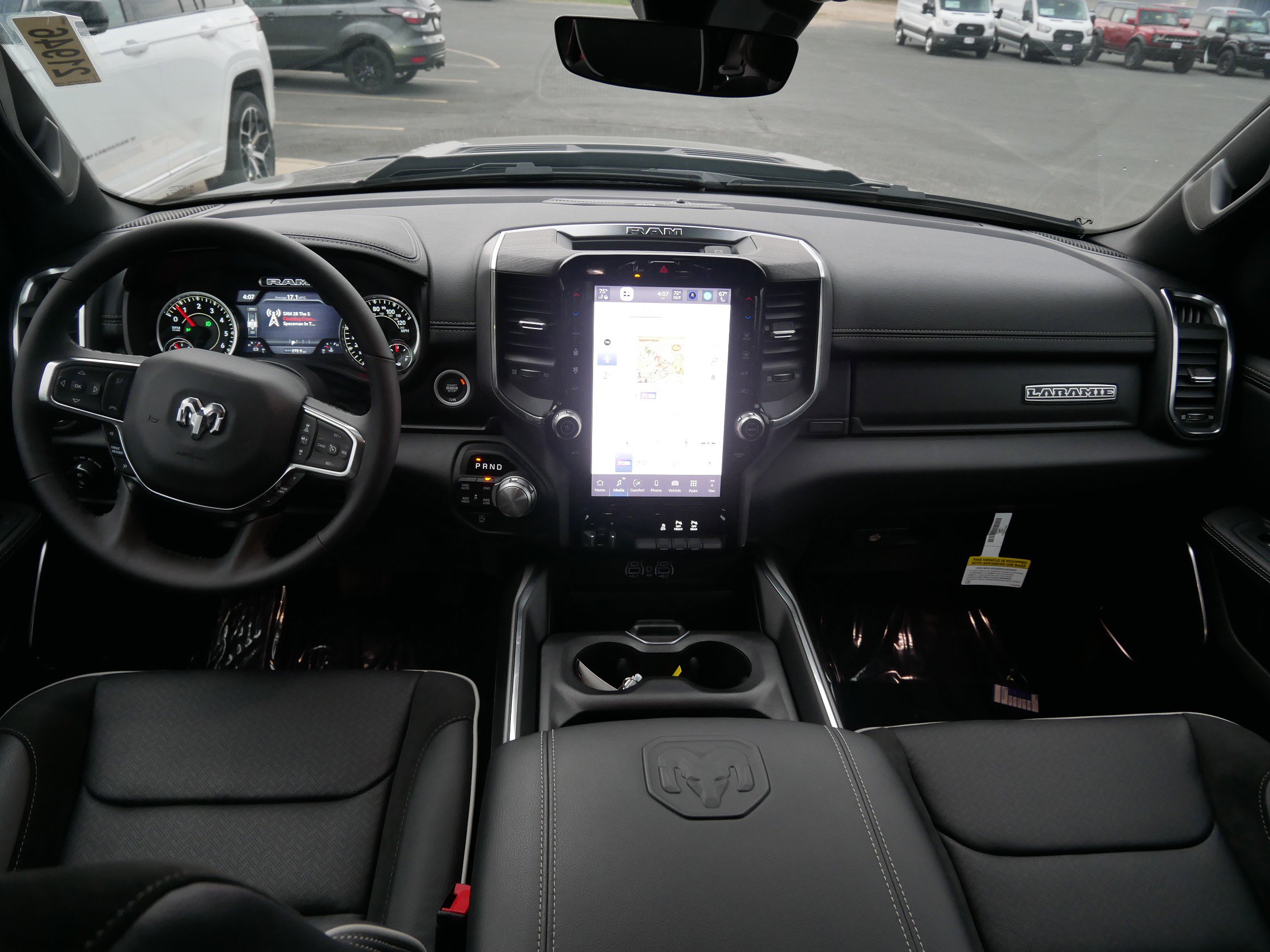 2025 Ram 1500 Laramie photo 11
