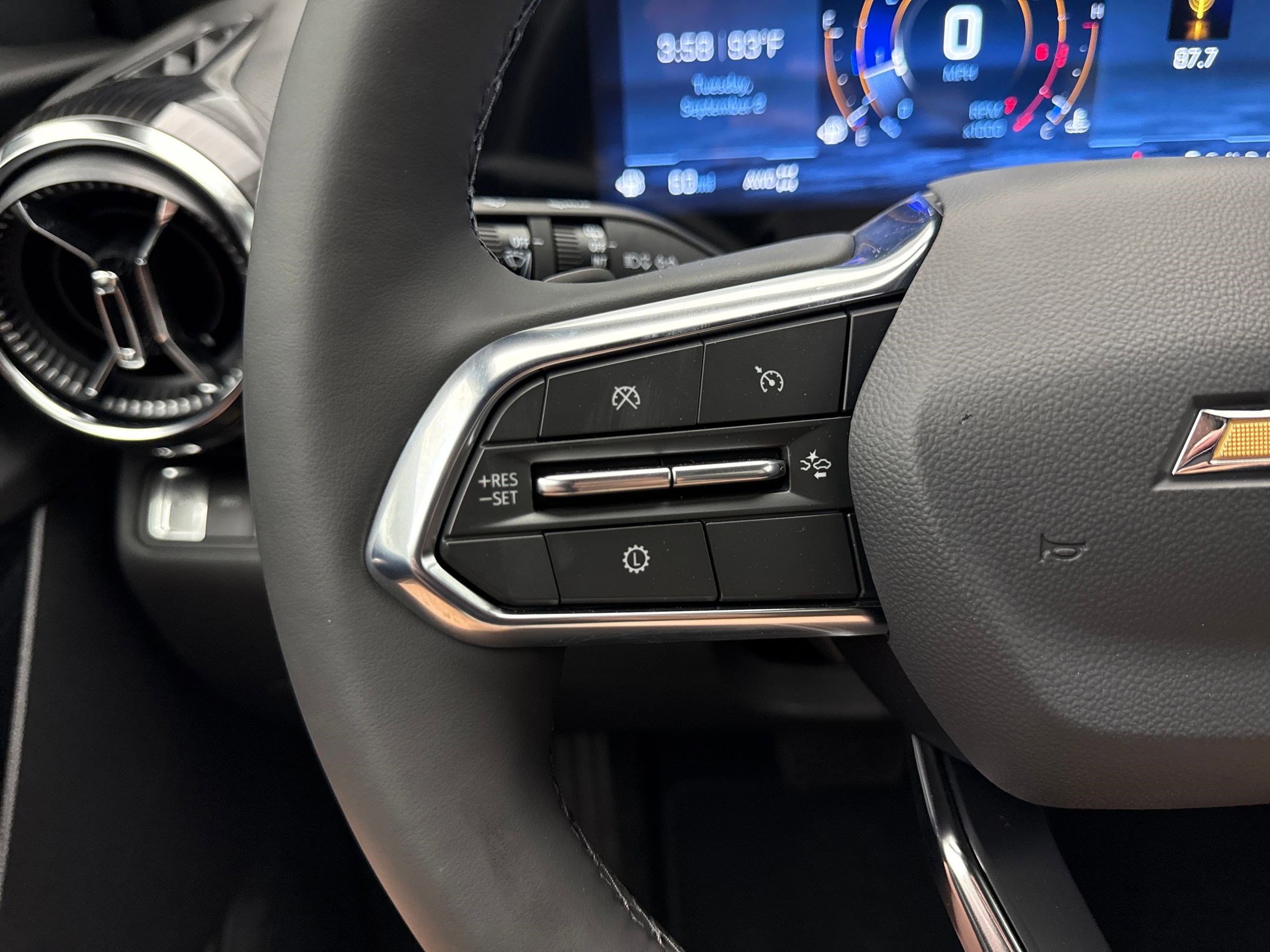 2026 Chevrolet Equinox LT photo 17