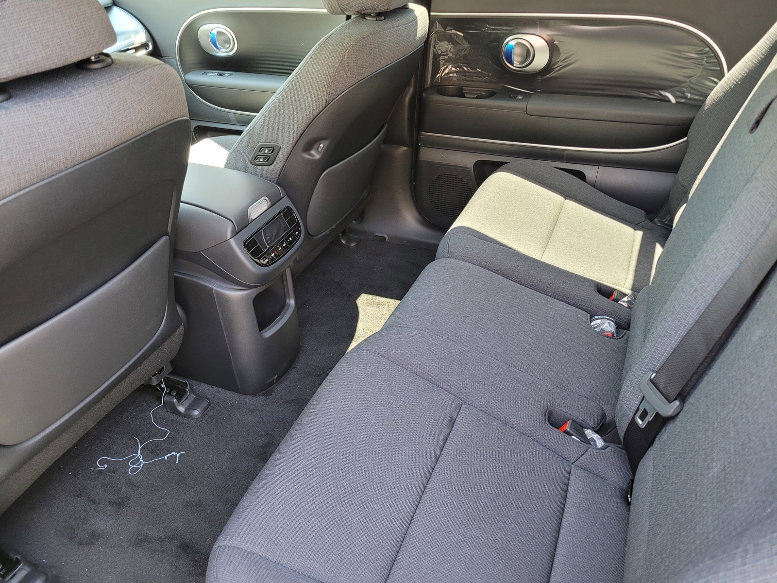New 2026 Cyber Gray Hyundai SE image 6