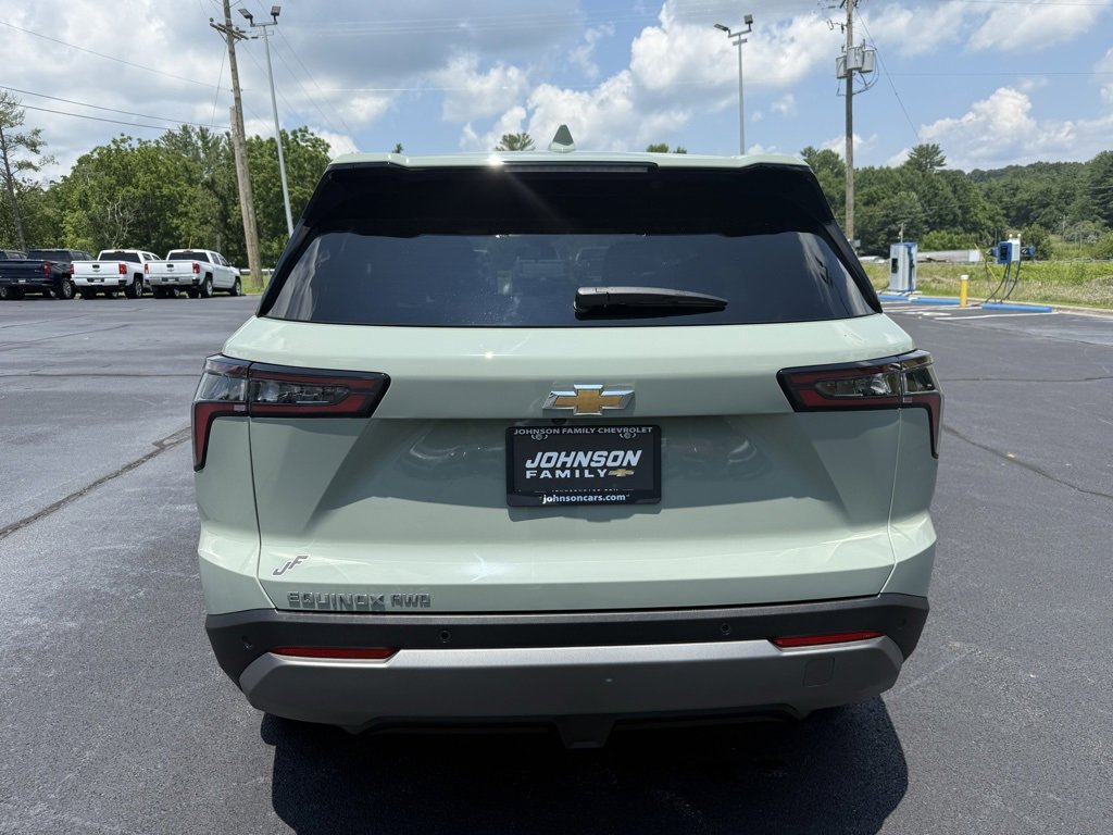 2026 Chevrolet Equinox LT photo 22