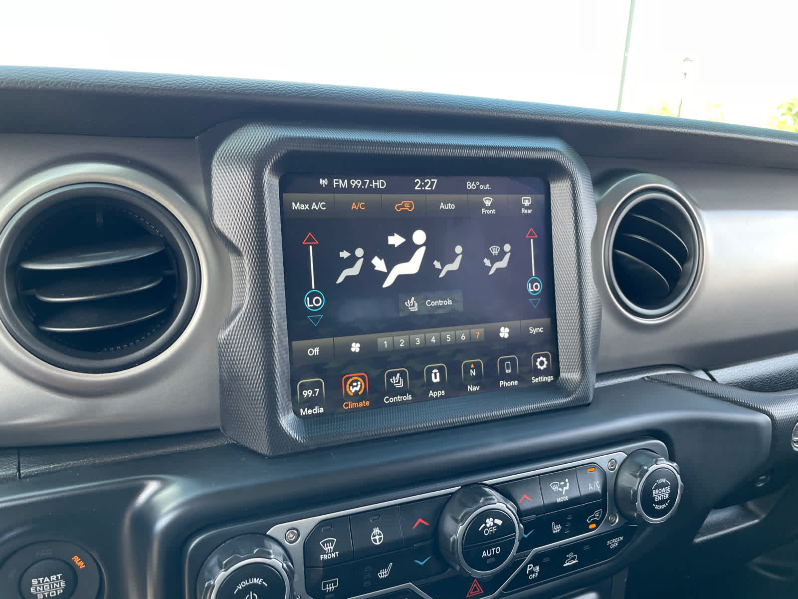 2021 Jeep Wrangler Unlimited Willys photo 24