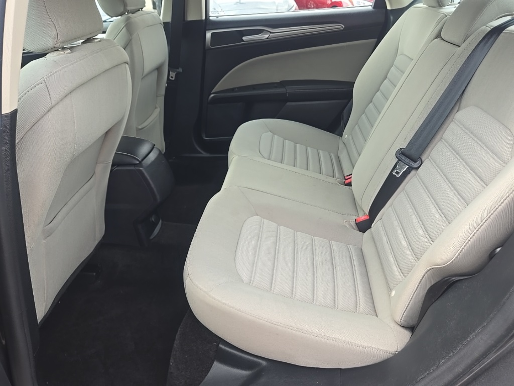2018 Ford Fusion Hybrid S photo 23