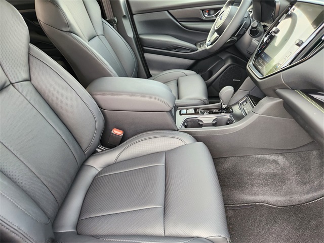 2025 Subaru Ascent Onyx Edition Touring photo 9
