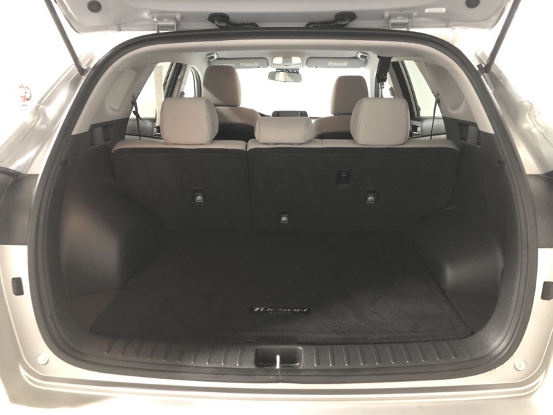 2020 Hyundai Tucson SE photo 6