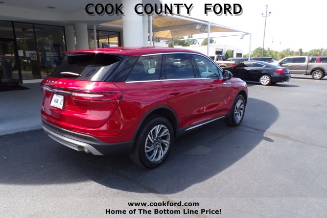 2023 Lincoln Corsair Standard photo 9