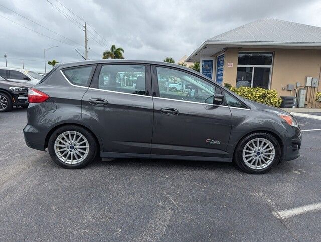 2016 Ford C-Max Energi SEL photo 4