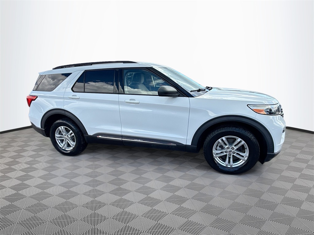 2020 Ford Explorer XLT photo 4