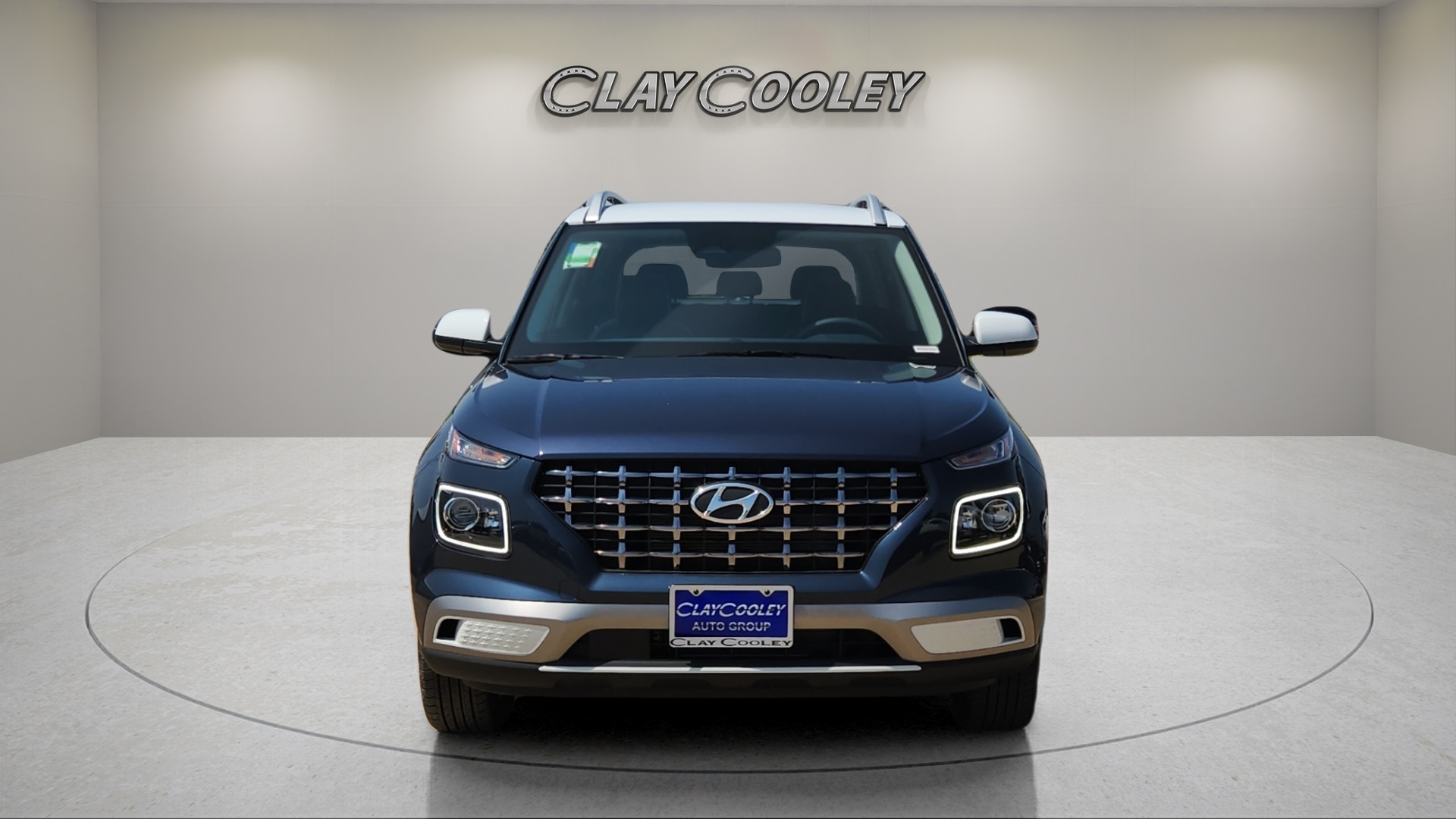 2025 Hyundai Venue Limited photo 8