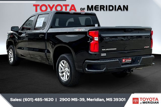 2022 Chevrolet Silverado 1500 RST photo 2