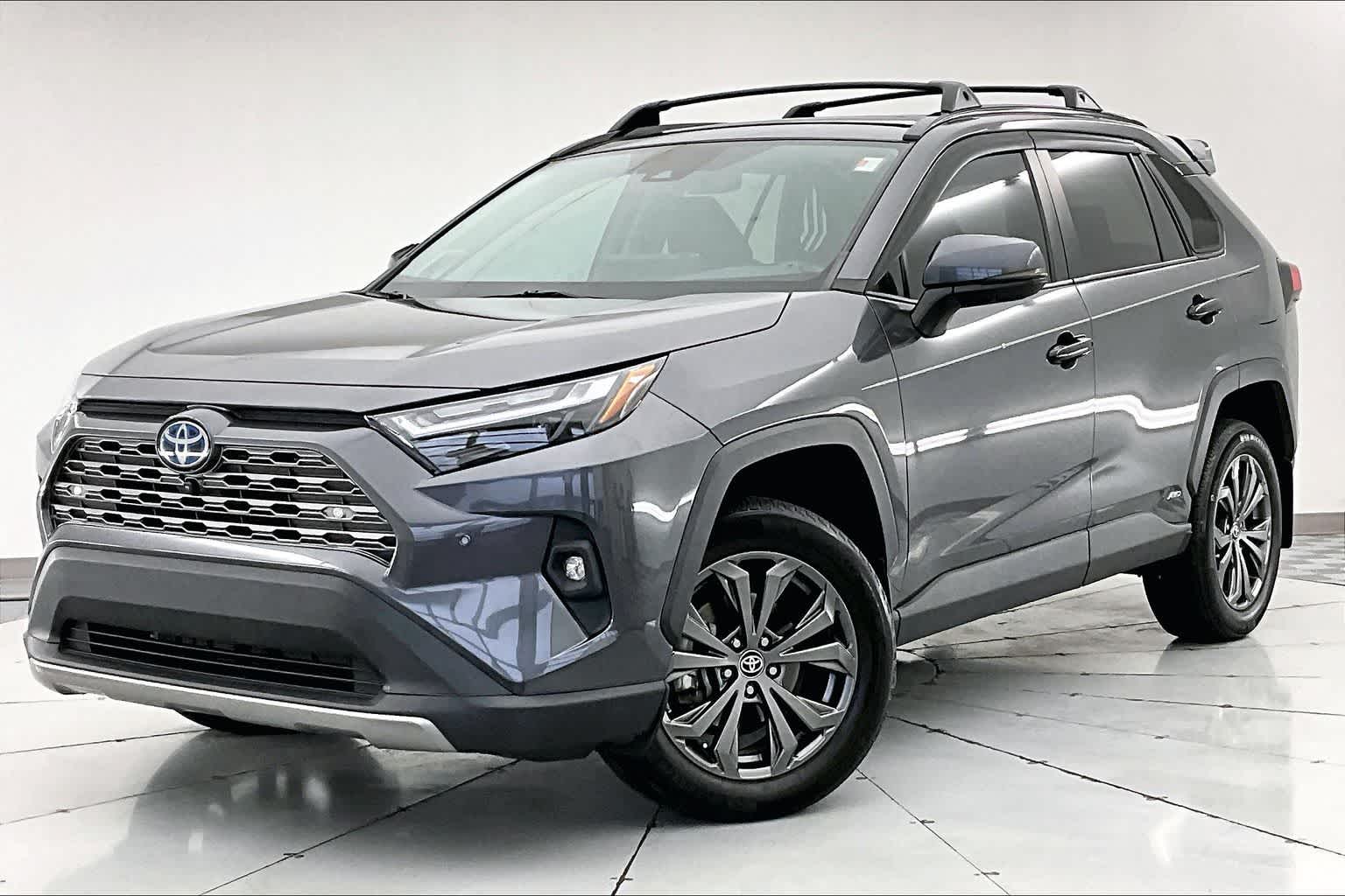 2023 Toyota RAV4 Limited's photo