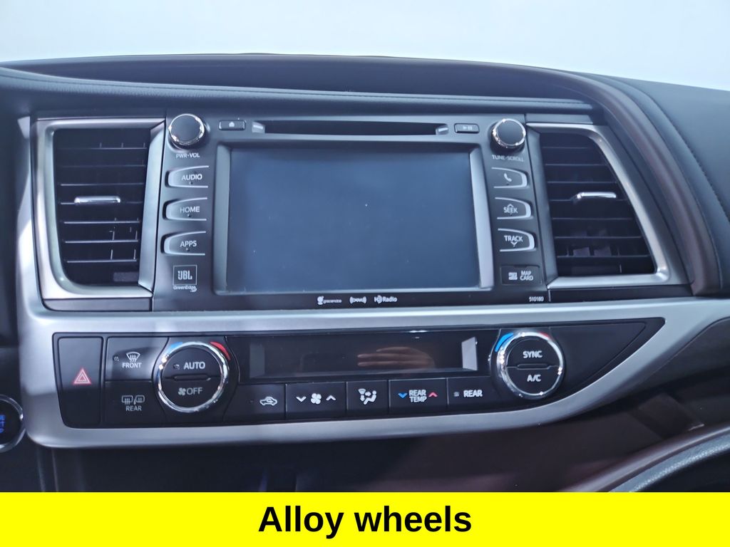 2018 Toyota Highlander Limited photo 11