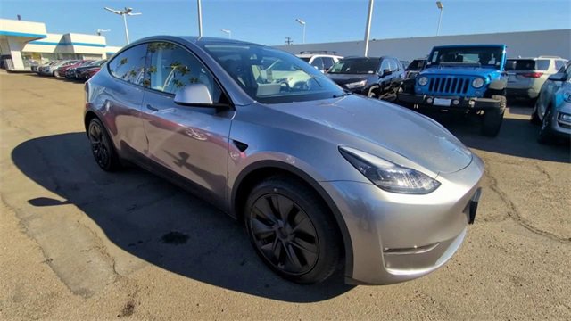 Used 2025 Tesla Model Y Long Range with VIN 7SAYGAEE8SF234032 for sale in National City, CA