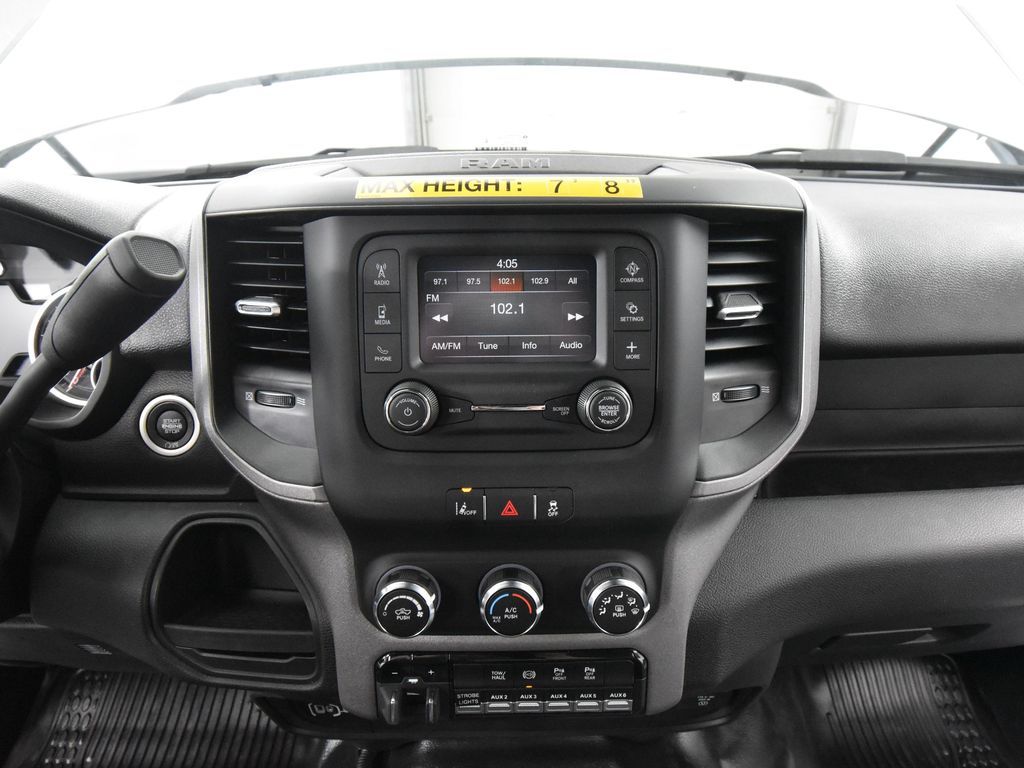 2024 Ram 3500 Tradesman photo 23