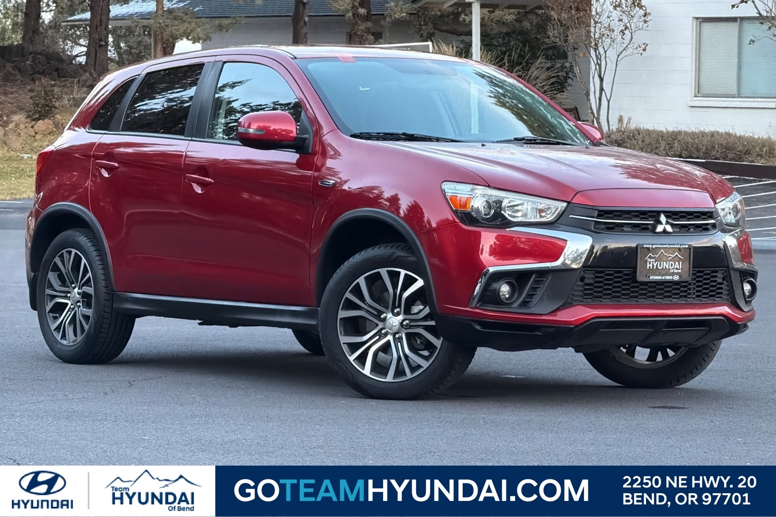 2019 Mitsubishi Outlander Sport ES's photo
