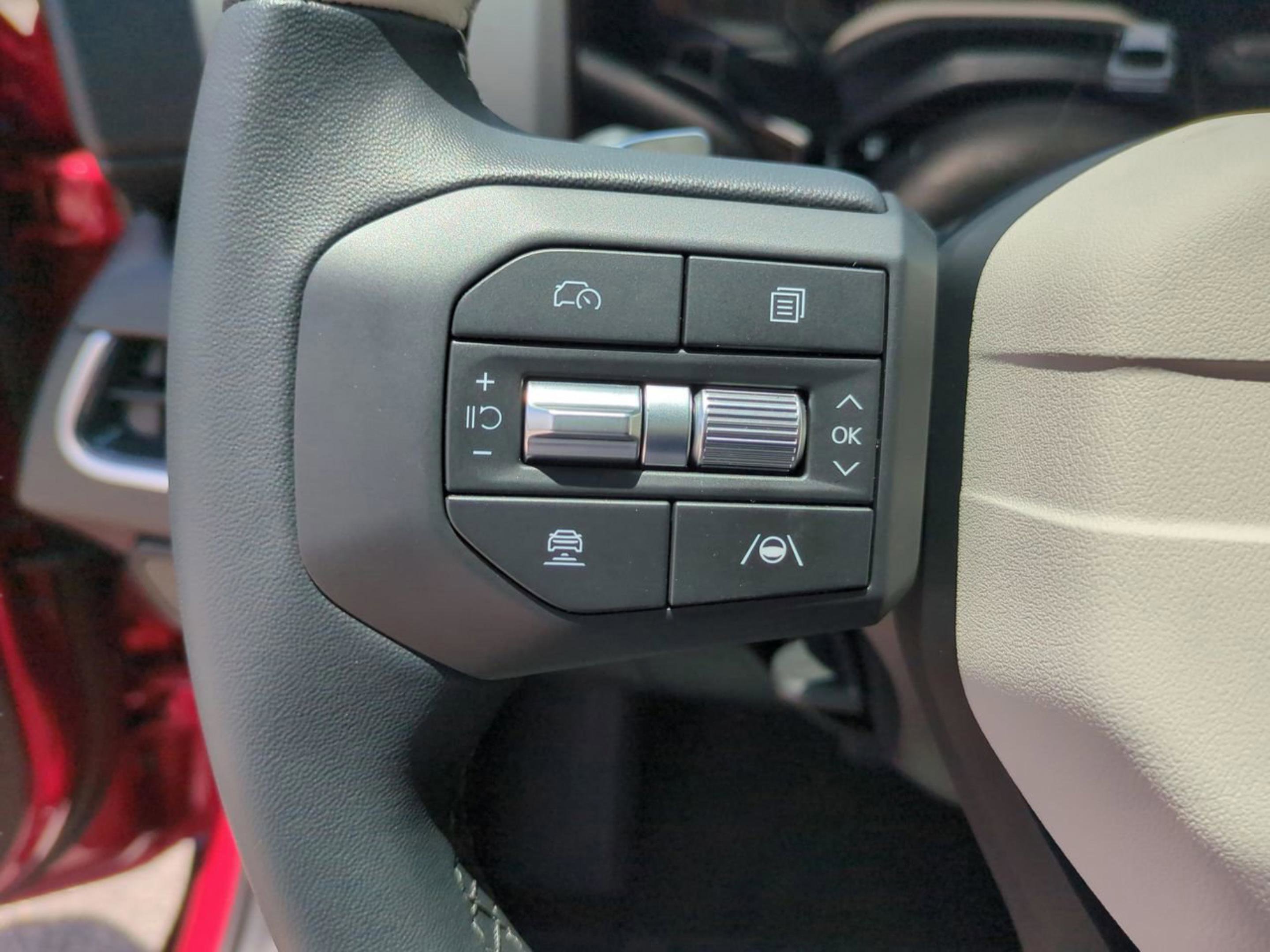 2025 Kia K4 GT-Line photo 25
