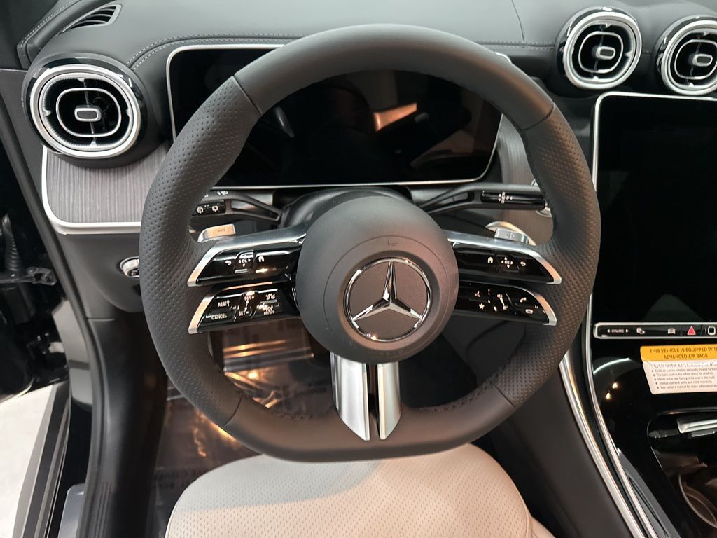 2026 Mercedes Benz GLC 300 photo 5