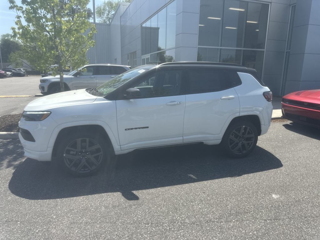 2025 Jeep Compass Limited photo 4