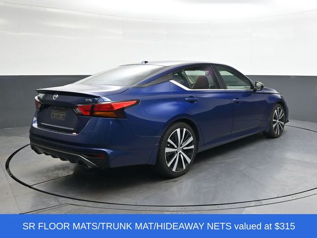 2019 Nissan Altima 2.5 SR photo 4