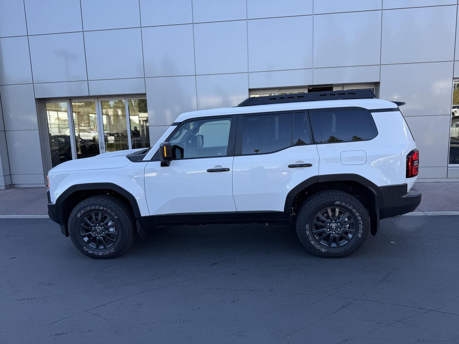 2025 Toyota Land Cruiser photo 2