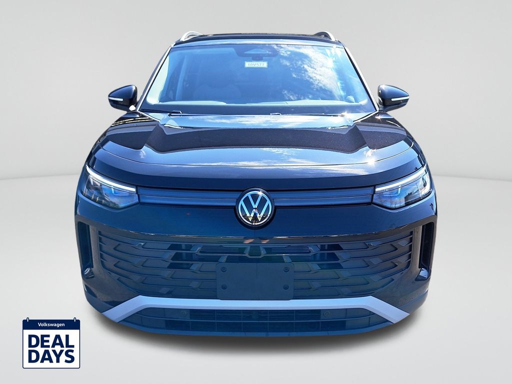 2025 Volkswagen Tiguan S photo 2