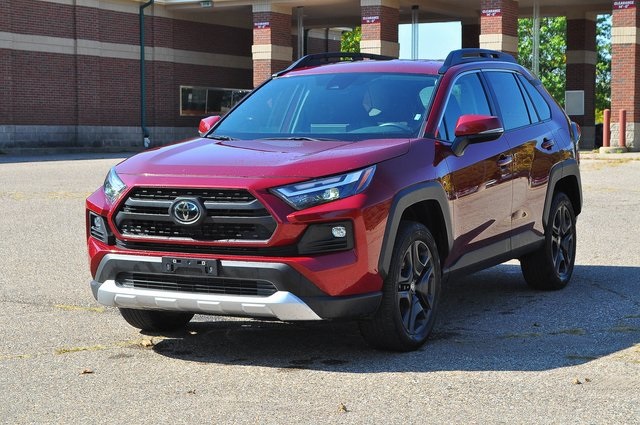 2024 Toyota RAV4 Adventure photo 7