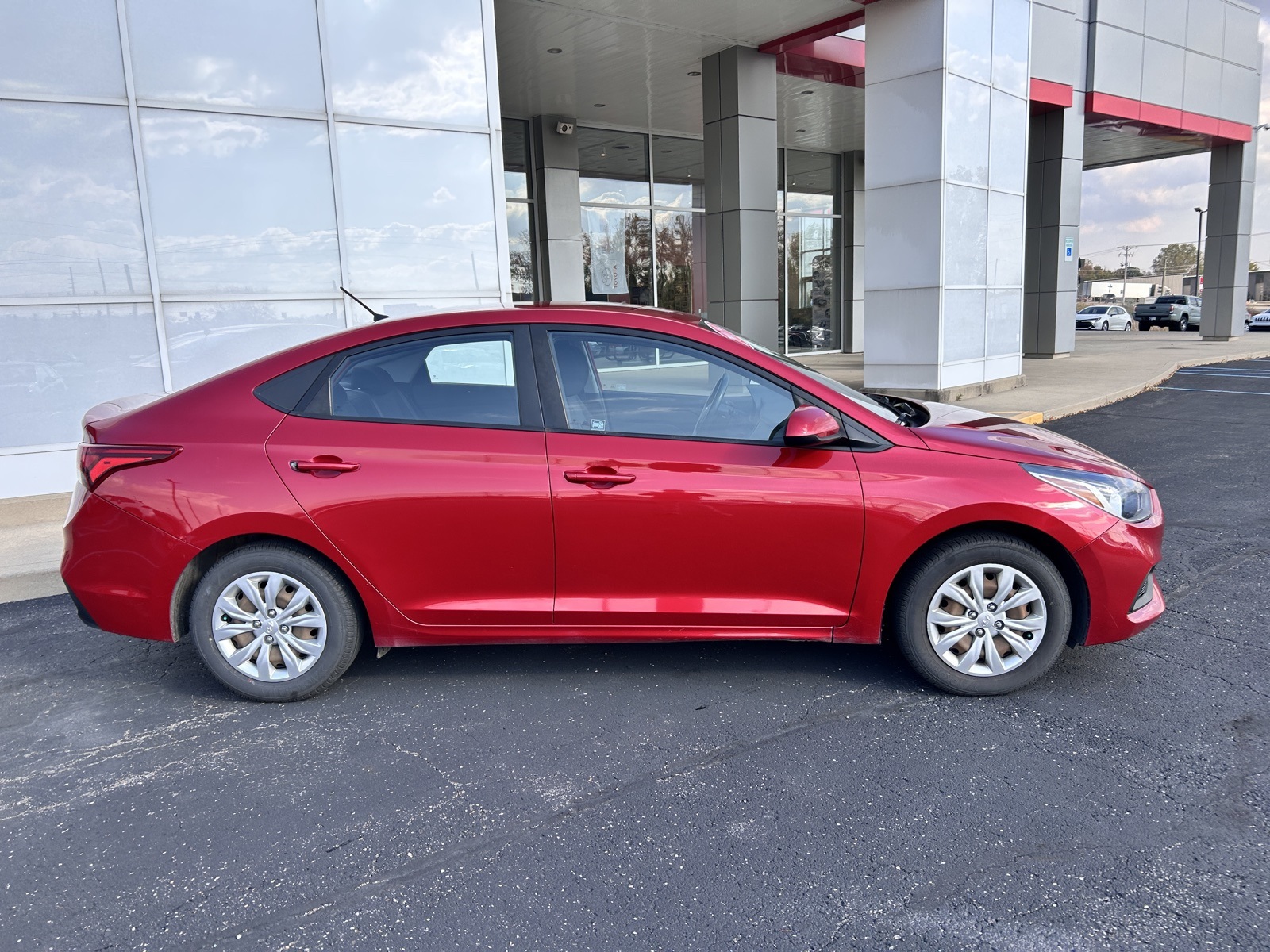 Used 2019 Hyundai Accent SE with VIN 3KPC24A37KE044823 for sale in Warsaw, IN