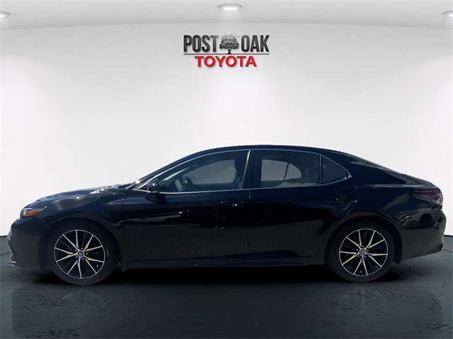 2023 Toyota Camry SE photo 5