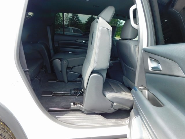 2025 Chevrolet Traverse photo 27