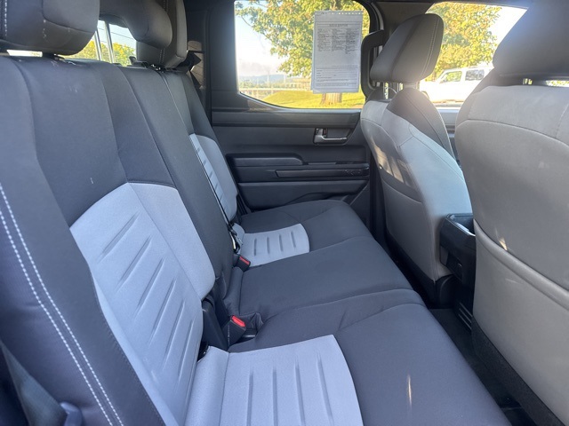 2024 Toyota Tacoma TRD Off-Road photo 11