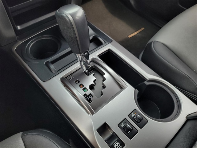 2022 Toyota 4Runner SR5 Premium photo 12