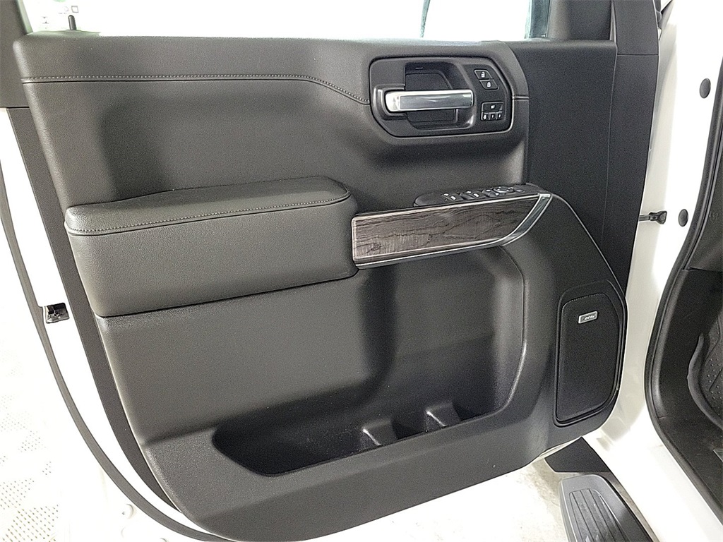 2019 CHEVROLET SILVERADO - Image 19