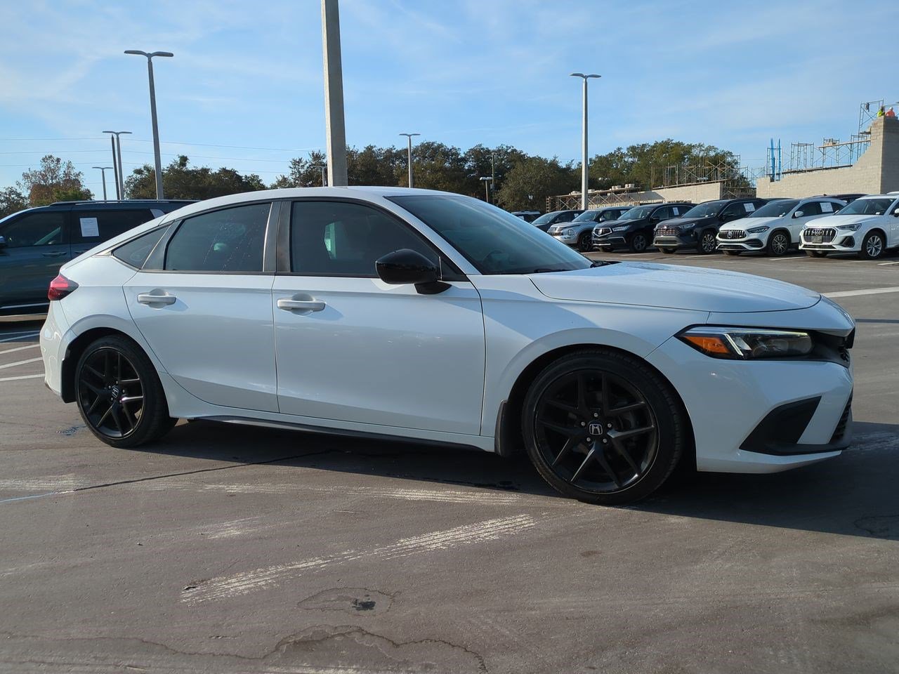 2023 Honda Civic Hatchback Sport's photo