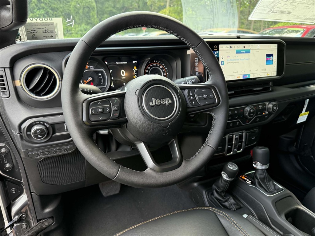 2025 Jeep Gladiator Sport photo 2