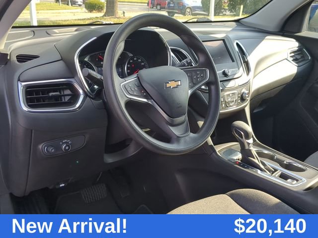 2023 Chevrolet Equinox LT photo 3