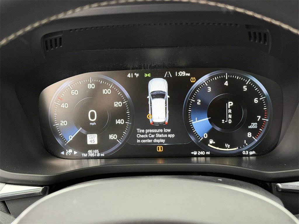 2020 VOLVO XC60 - Image 20