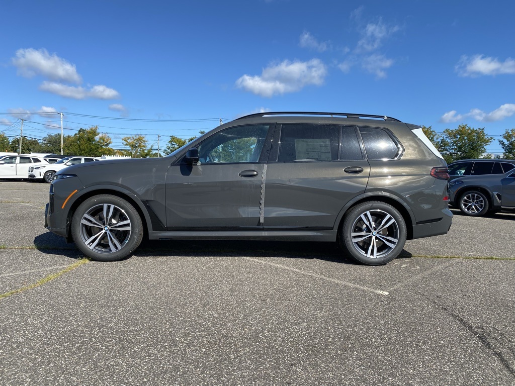 2026 Bmw X7 M60i photo 3